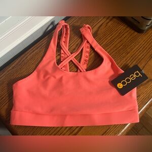 NWT-BECCA Swimsuit Top